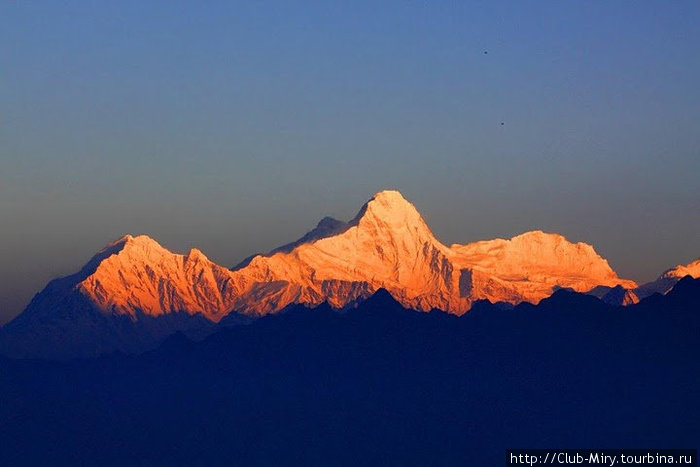Восход. Манаслу. Непал