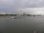 Рейн в городе Кёльн.
