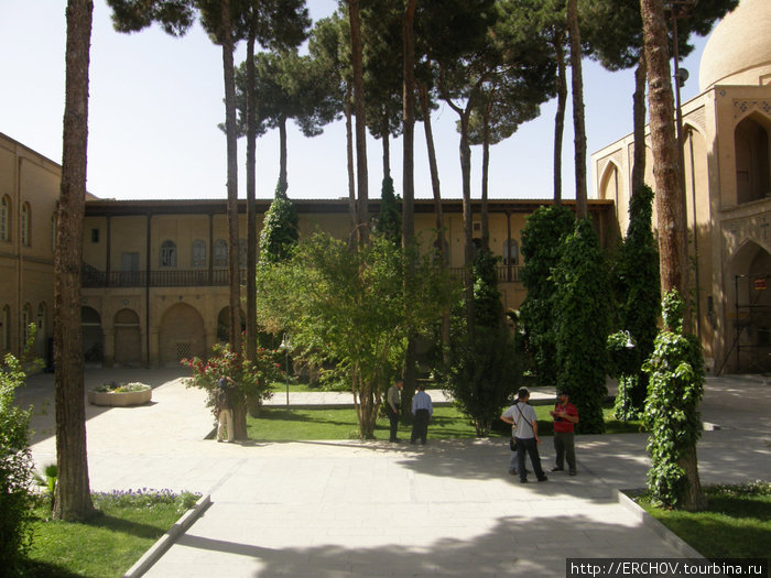 Армянский центр в Исфахане Исфахан, Иран