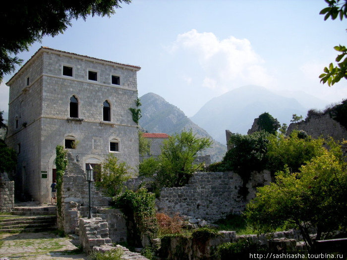Старый Бар Бар, Черногория