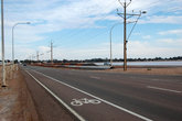 Велосипедная дорожка на окраине города