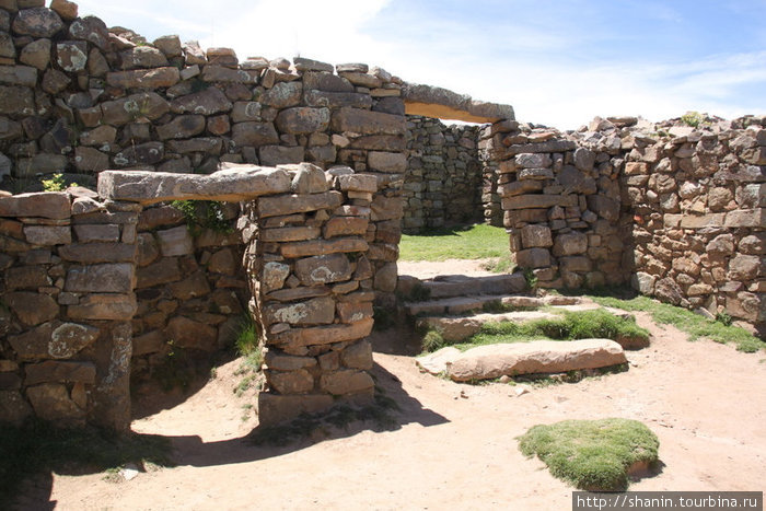 Место рождения инков Исла-дель-Сол, Боливия
