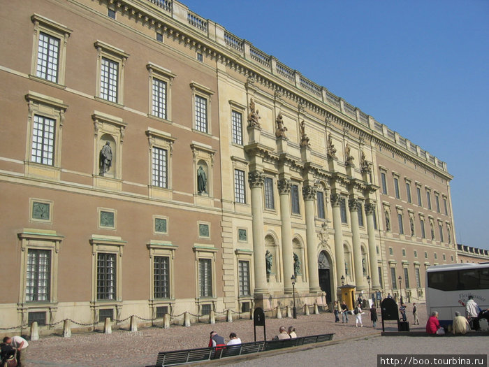 Королевский дворец. Второй по величине в Европе после Мадридского. Рабочая резиденция короля. Стокгольм, Швеция