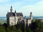 Баварский замок Нойшванштейн.