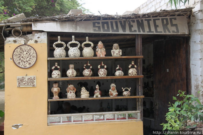 Копии старинных горшков в качестве сувениров Трухильо, Перу