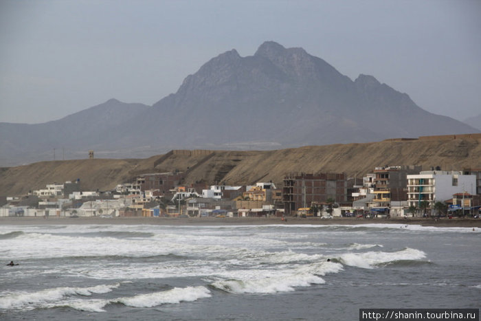 Гора и море Трухильо, Перу