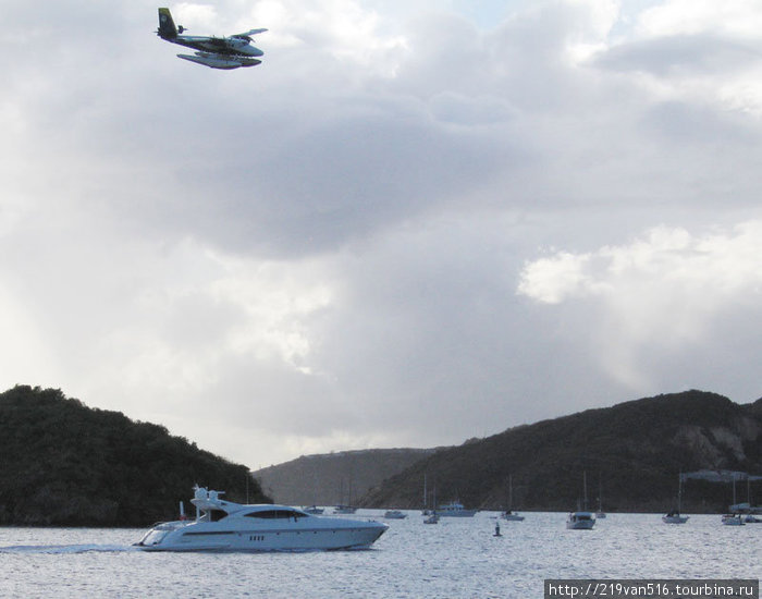 Фото 13. Пикирующие самолеты... Род-Таун, Британские Виргинские острова
