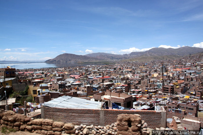 Пуно — вид сверху, со склона холма Пуно, Перу