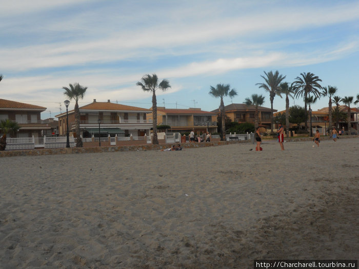 Пляжный отдых для всей семьи Лос-Альказарес, Испания