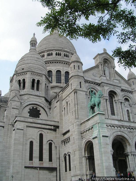 Белоснежный храм Париж, Франция