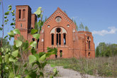 Разрушенная церковь в Чернышевском-Эйдкунене