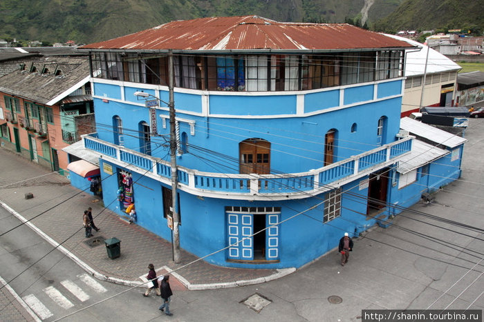 Дом на углу Баньос, Эквадор