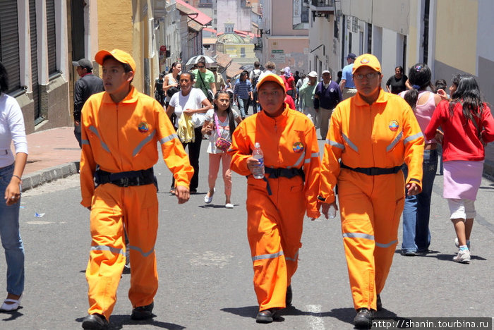 Спасатели Кито, Эквадор