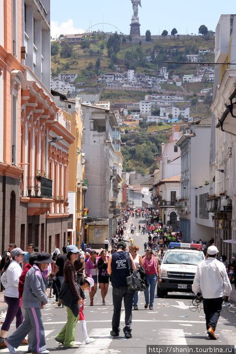 Страстная Пятница Кито, Эквадор