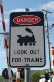 Берегись поезда