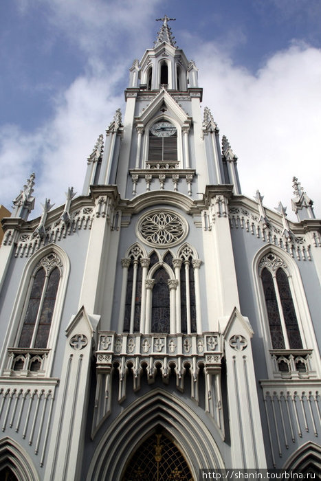 Фасад церкви Кали, Колумбия