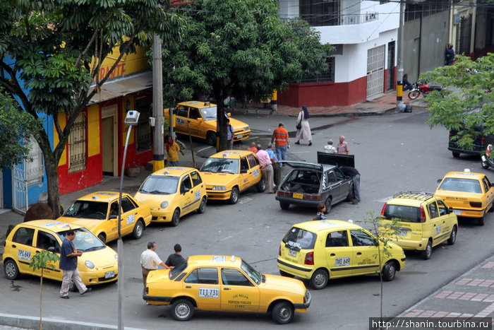Стоянка такси Медельин, Колумбия