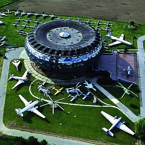 Музей авиации / Muzej vazduhoplovstva
