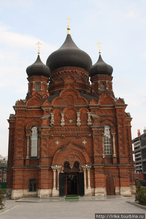 Успенский храм женского монастыря Тула, Россия