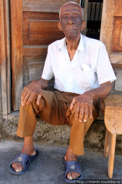 Пенсионер Гояве, Гренада