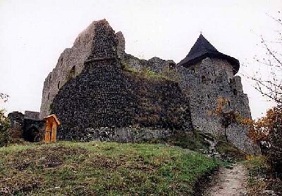 Шомошский замок / Šomošský hrad