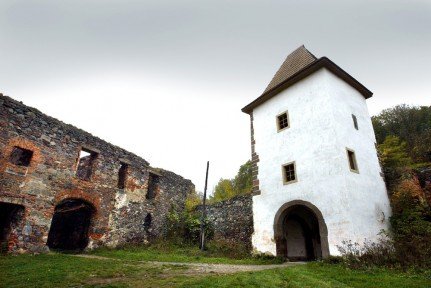 Развалины замка Виглаш / Chateau of Vígľaš