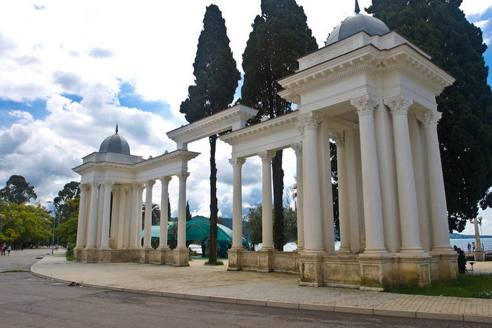 Центральная колоннада Сухум, Абхазия