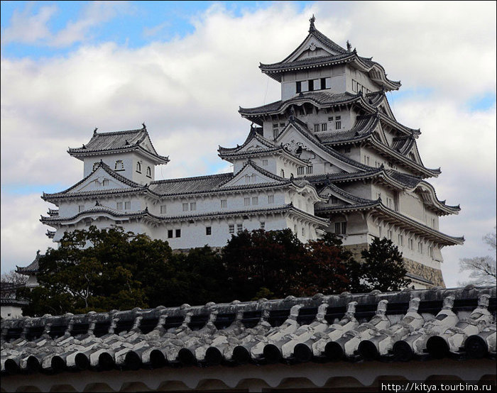 Замок и парк Химэдзи / Himeji Castle area