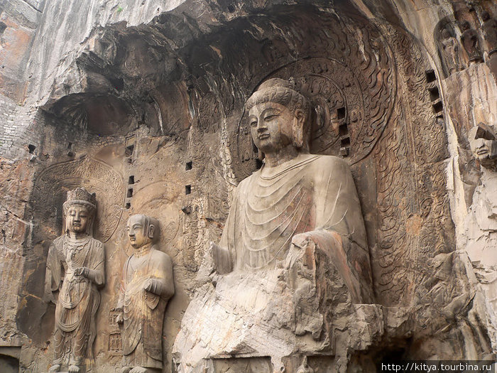 Пещеры Лунмэнь Лоян, Китай
