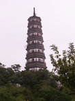 Пагода в районе выставочного комплекса.