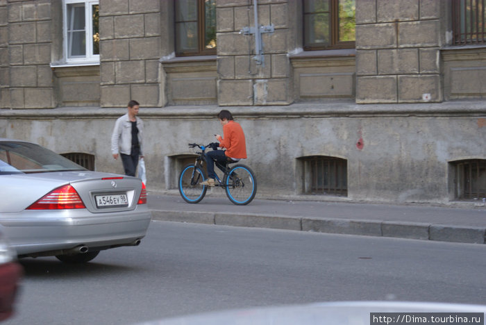 Велосипедист. Санкт-Петербург, Россия