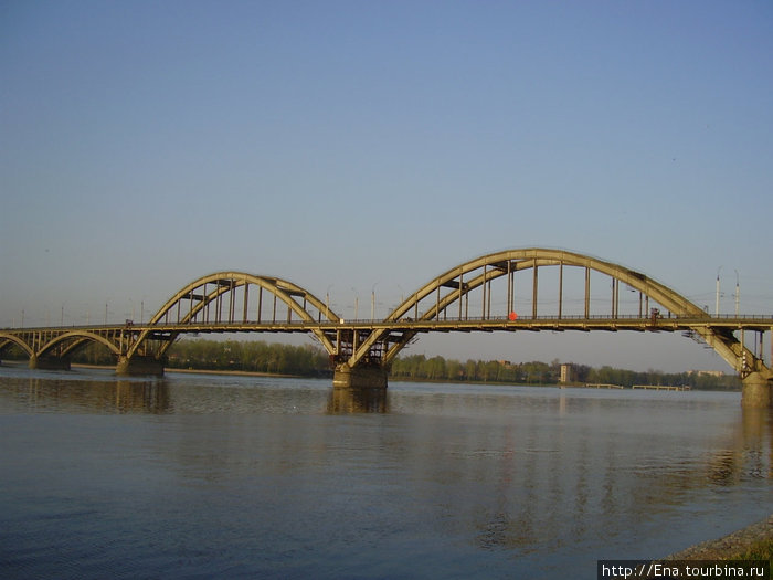Рыбинский мост и Волга Рыбинск, Россия