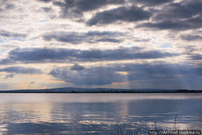 Озеро Дерг, к которому так непросто подойти Портамна, Ирландия