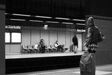 Уютное французское метро, поезд на 4 вагона, отсутствие видимого обслуживающего персонала, автоматическое управление движением