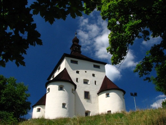 Новый замок / Nový Zámok