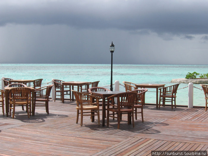 Ресторан на воде Северный Мале Атолл, Мальдивские острова