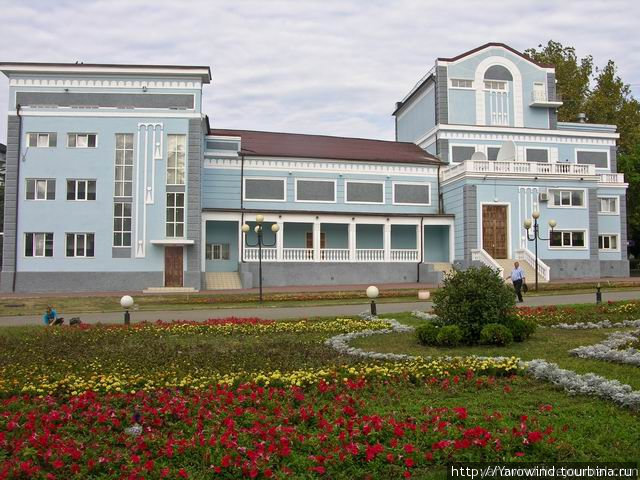 Дворец культуры моряков Туапсе, Россия