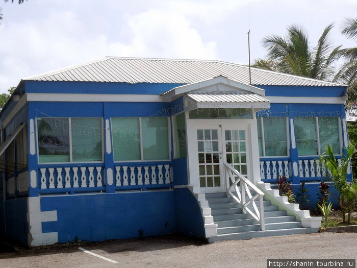Поселок у заповедника Сейнт-Лоуренс, Барбадос