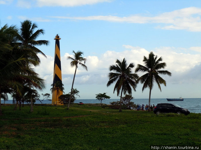 Порт на реке Осама Санто-Доминго, Доминиканская Республика