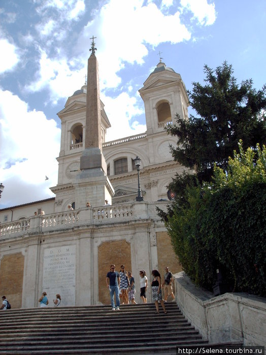 Церковь Тринита дей Монти. Рим, Италия