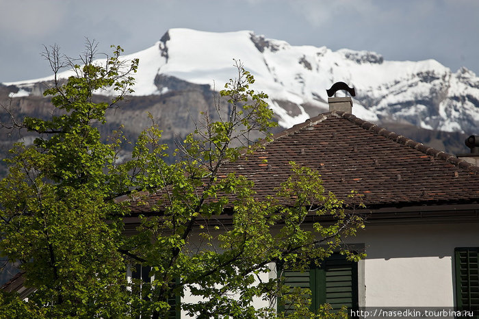 Древний Кур Хур, Швейцария
