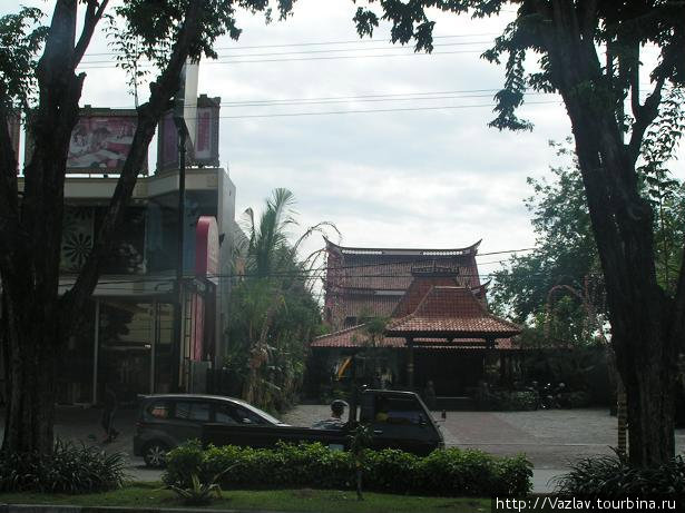 Застройка Сурабайя, Индонезия