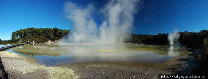 Геотермальная зона Wai-O-Tapu Роторуа, Новая Зеландия