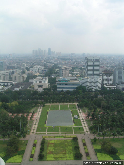 Вид на район небоскрёбов Джакарта, Индонезия