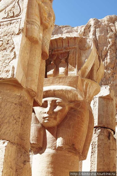 Храм хатшепсут. Часовня, посвященная Хатхор Луксор, Египет
