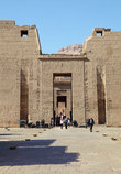 Пилон храма Рамзеса 3