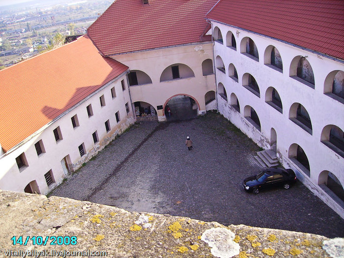 Замок Паланок на вершине вулкана в Мукачево Мукачево, Украина
