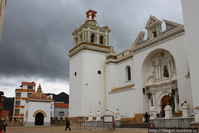 Культурная и религиозная жизнь города Копакабана, Боливия