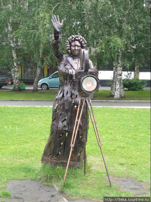 Женщина с видеокамерой Барнаул, Россия