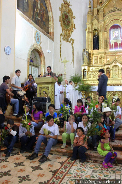 Пальмовое воскресенье Санта-Ана-де-лос-Риос-де-Куэнка, Эквадор